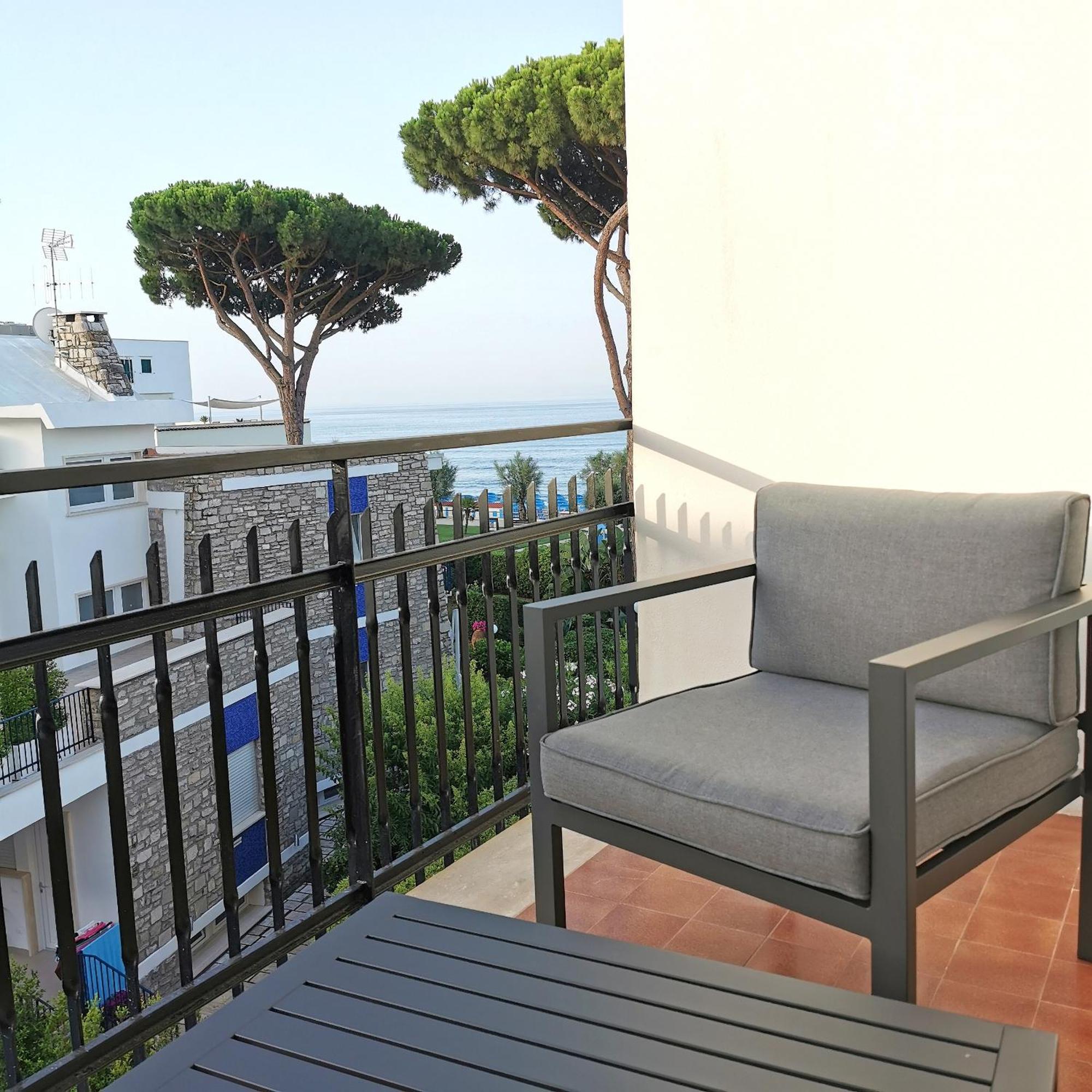 Il Volo Bed and Breakfast Sperlonga Exteriör bild