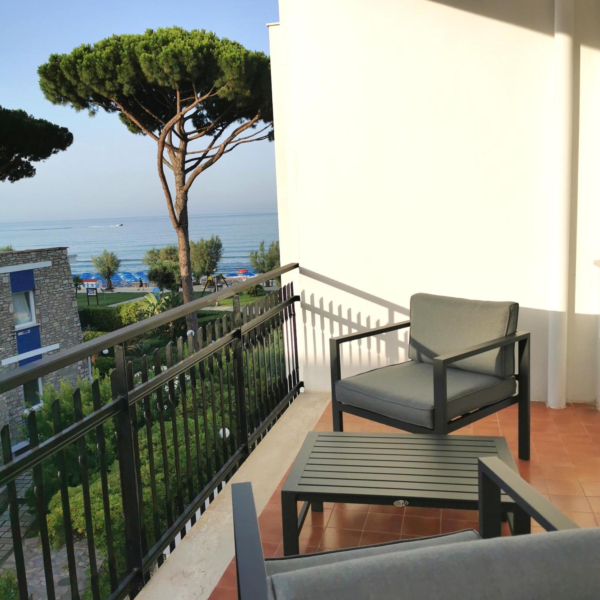 Il Volo Bed and Breakfast Sperlonga Exteriör bild
