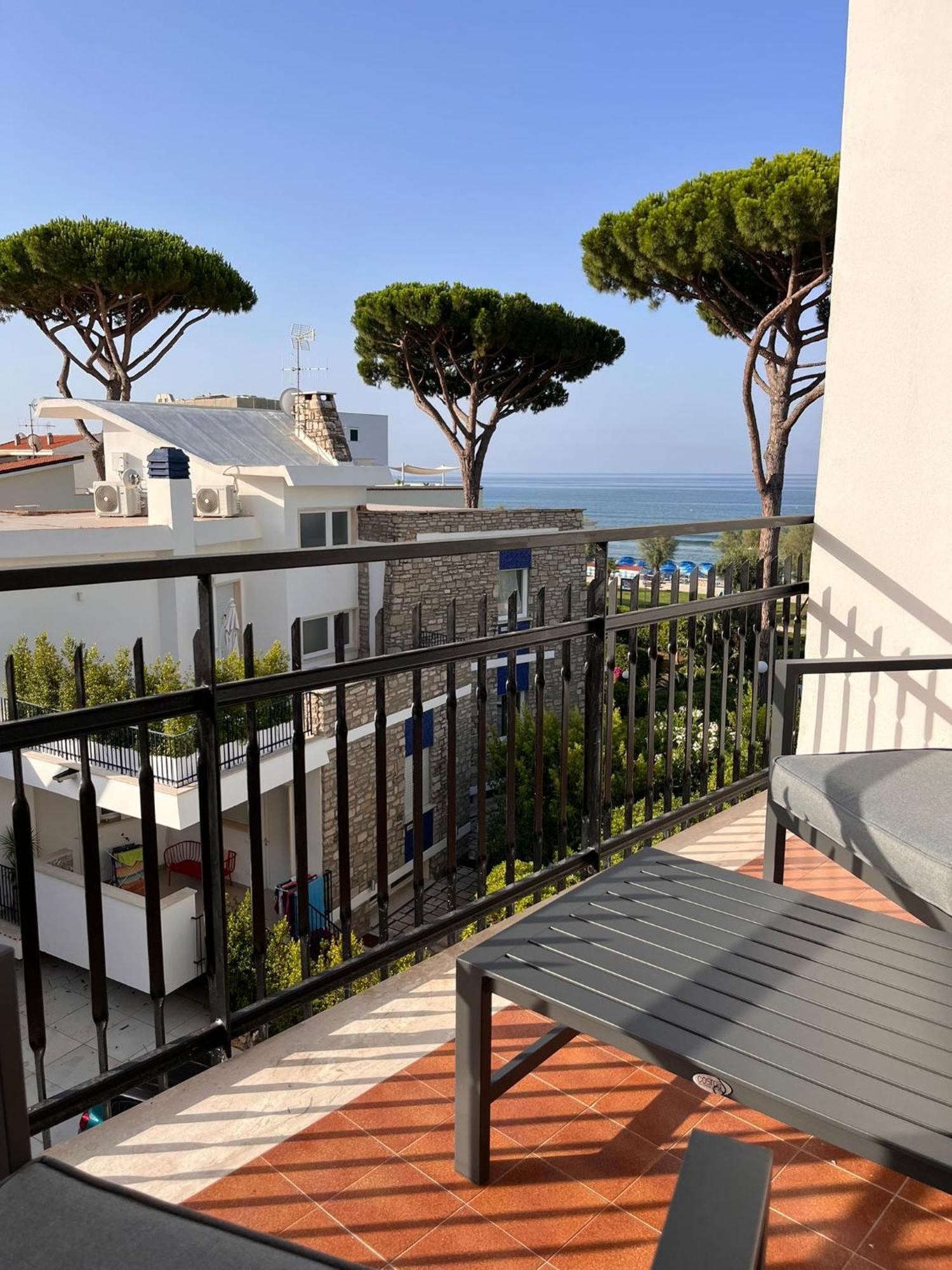 Il Volo Bed and Breakfast Sperlonga Exteriör bild
