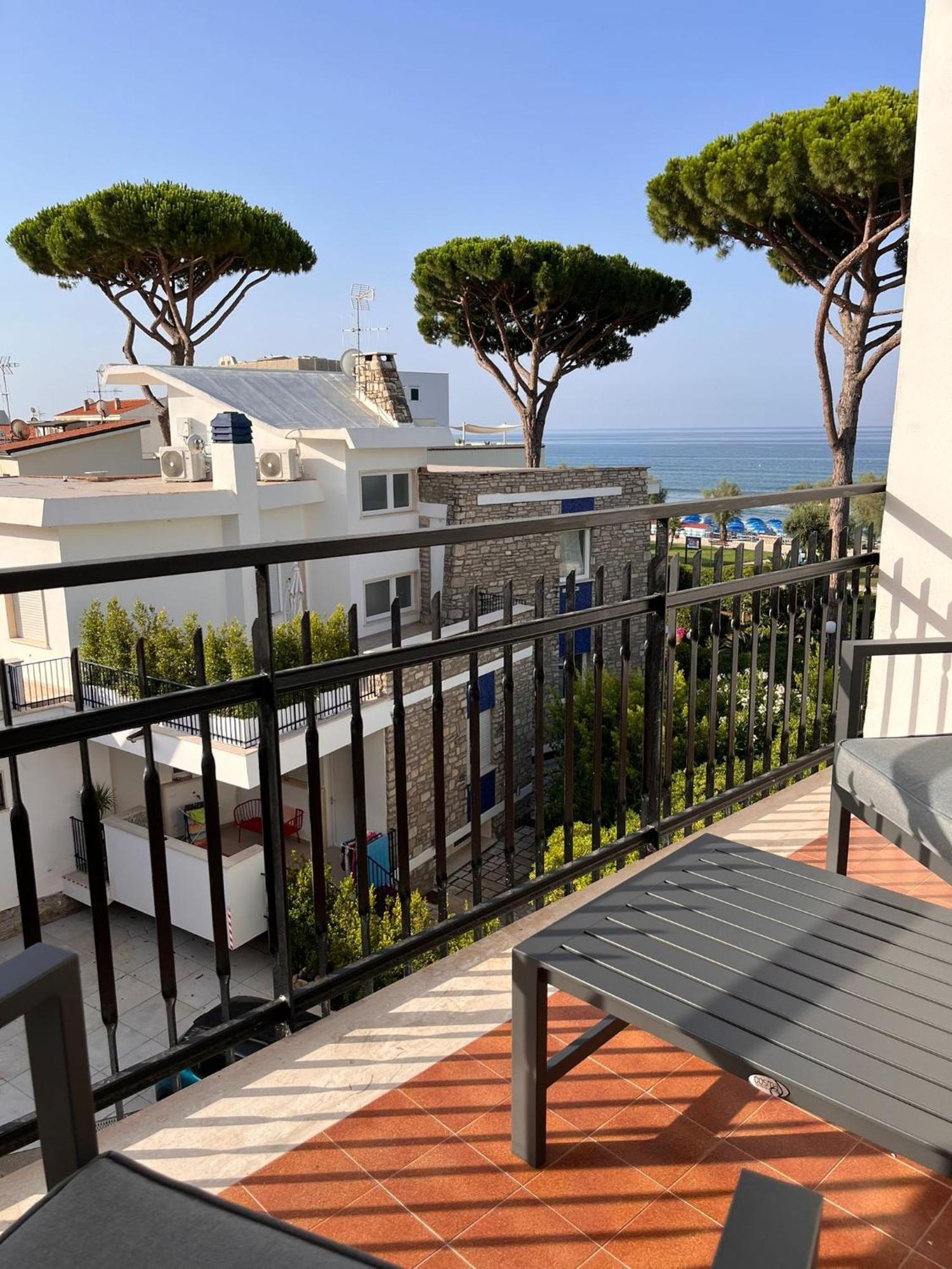 Il Volo Bed and Breakfast Sperlonga Exteriör bild