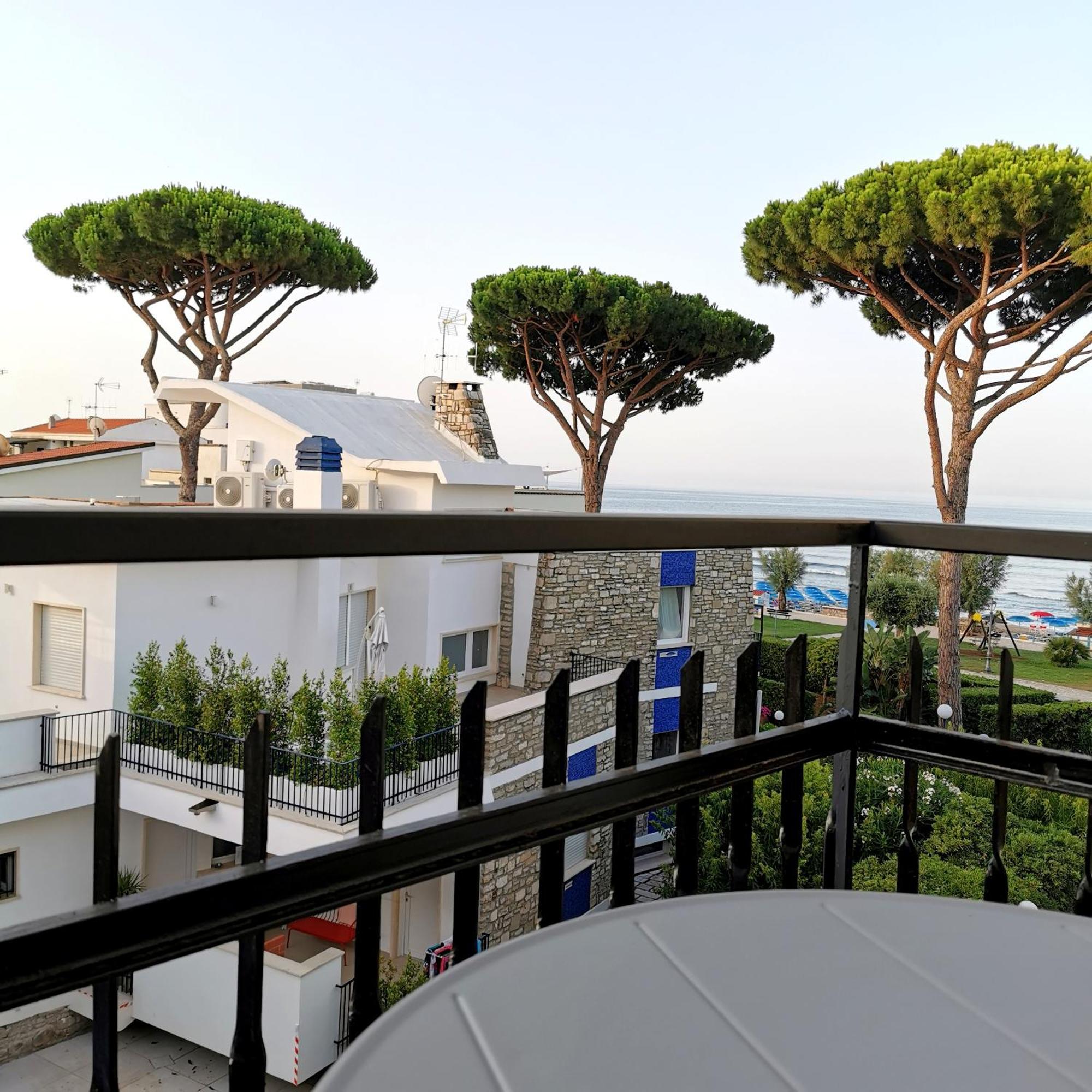 Il Volo Bed and Breakfast Sperlonga Exteriör bild